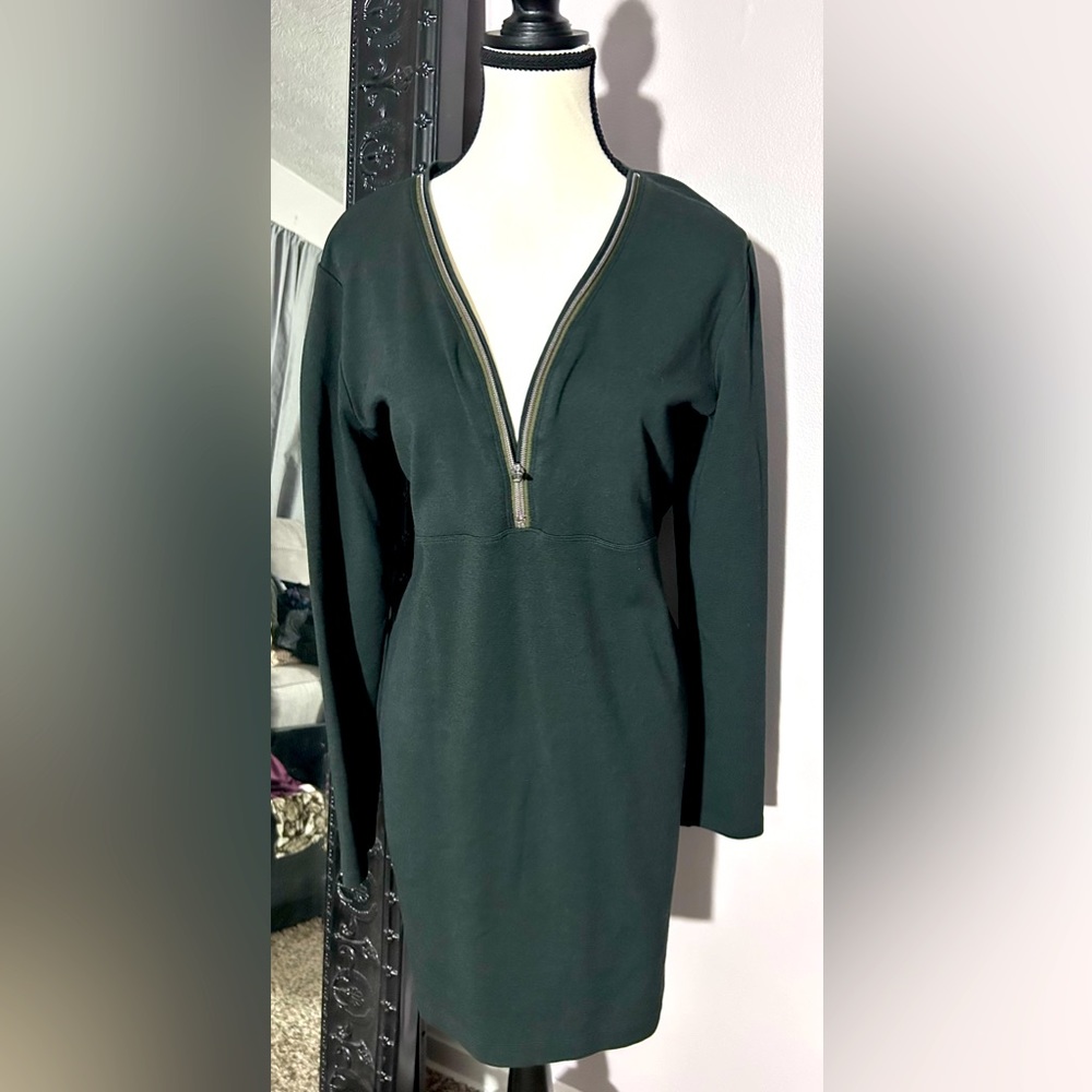 Women’s XL Pencil Dress with low zip